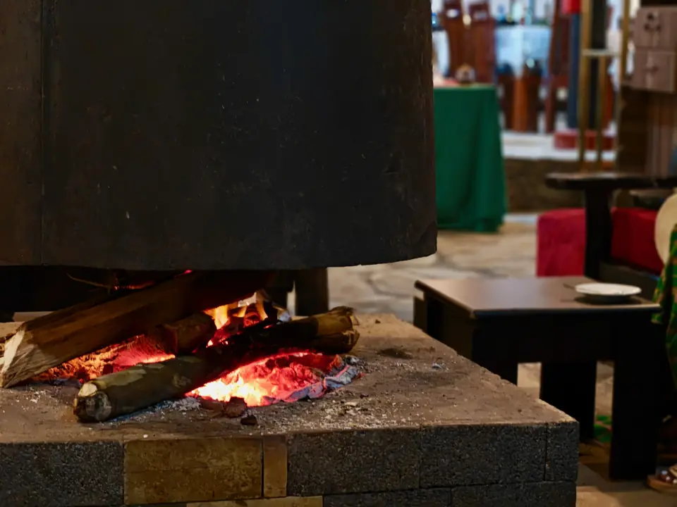 Lobby and lounge 13